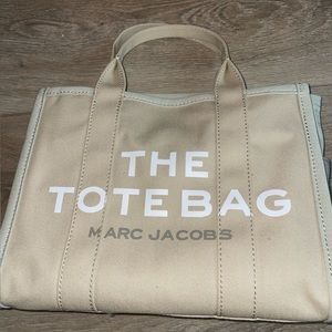 NEW Marc Jacobs tote bag (authentication card comes with bag)
